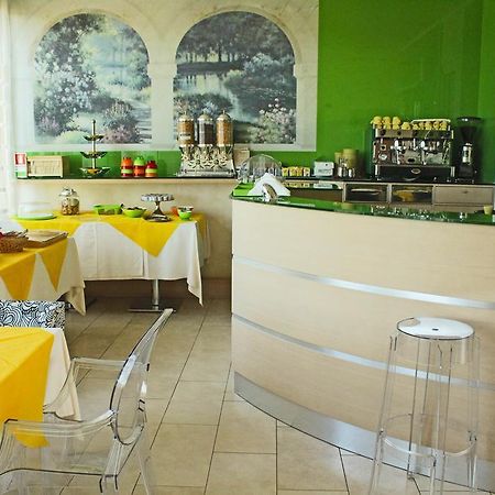 Hotel Il Monte Serravalle Dış mekan fotoğraf