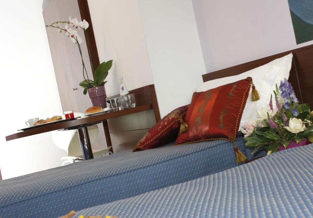 Hotel Il Monte Serravalle Oda fotoğraf